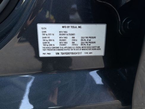 Used 2025 Tesla Model Y Performance AWD/4WD image 28