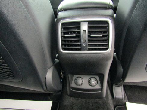 Used 2020 Kia Sportage EX image 19