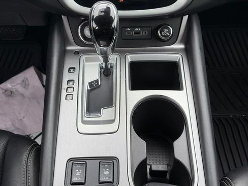 Used 2019 Nissan Murano SL w/ SL Technology Package AWD/4WD image 16