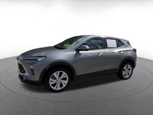 Used 2025 Buick Encore GX Preferred FWD image 8