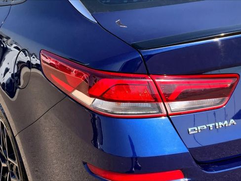 Used 2019 Kia Optima SX FWD image 29