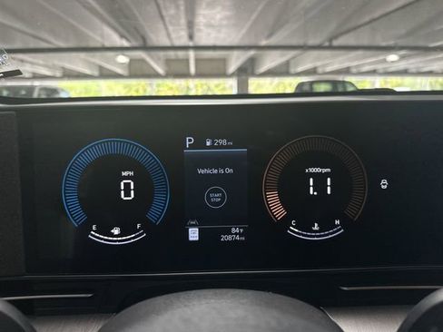 Used 2025 Hyundai Kona SEL FWD image 26