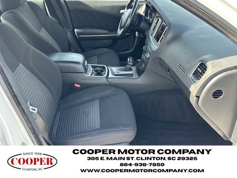Used 2023 Dodge Charger SXT image 13