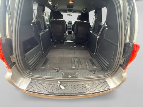 Used 2015 Dodge Grand Caravan SE w/ Quick Order Package 29E SE FWD image 29