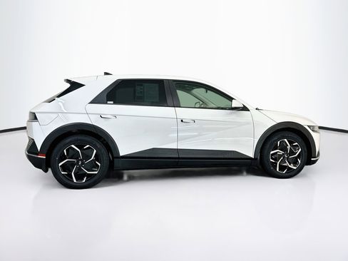 Used 2024 Hyundai Ioniq 5 SE AWD/4WD image 10