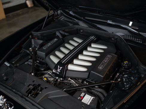Used 2015 Rolls-Royce Ghost RWD image 25