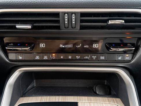 Used 2024 MAZDA CX-90 Plug-In Hybrid w/ Preferred image 29