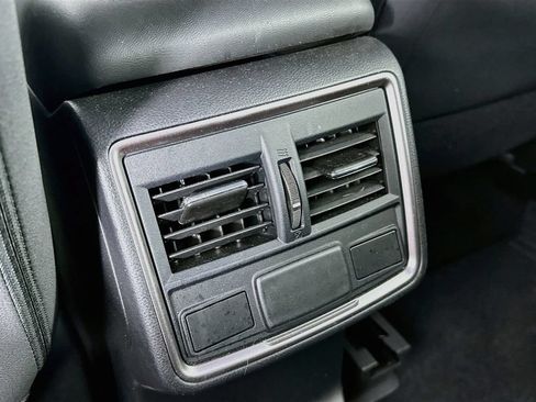 Used 2024 Subaru Forester Premium AWD/4WD image 33