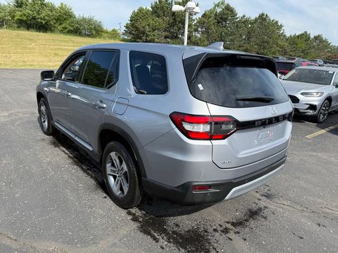 Certified 2023 Honda Pilot EX-L image 2