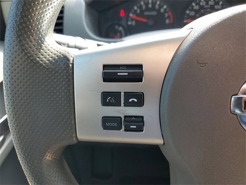 Used 2020 Nissan Frontier SV w/ Midnight Edition Floor Mats image 25
