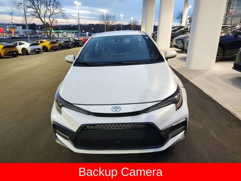 Used 2020 Toyota Corolla SE image 1