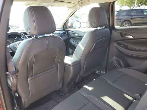 Used 2023 Buick Encore GX Preferred w/ Cold Weather Comfort Package FWD image 9