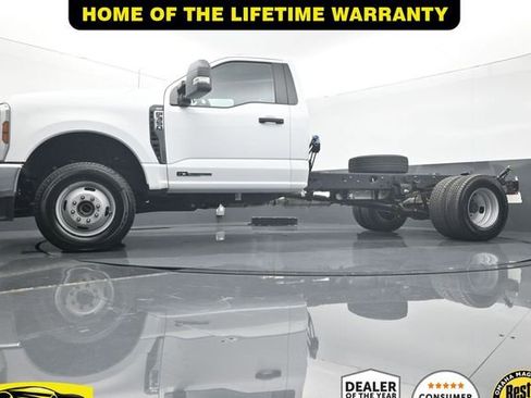Used 2024 Ford F350 XLT image 43