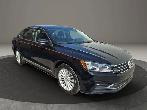 Used 2016 Volkswagen Passat 1.8T SE image 3