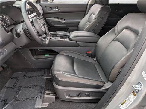 Used 2022 Nissan Pathfinder SL FWD image 22