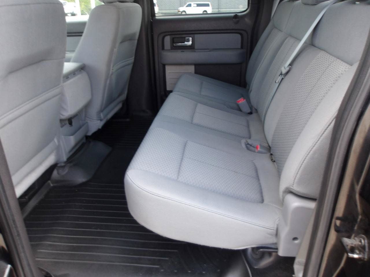 Used 2013 Ford F150 XLT w/ Luxury Equipment Group RWD image 17