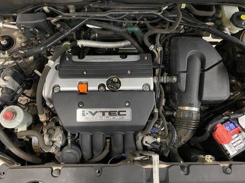 Used 2006 Honda CR-V EX image 9