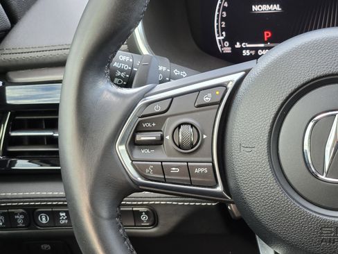 Used 2024 Acura MDX SH-AWD w/ Advance Package image 28