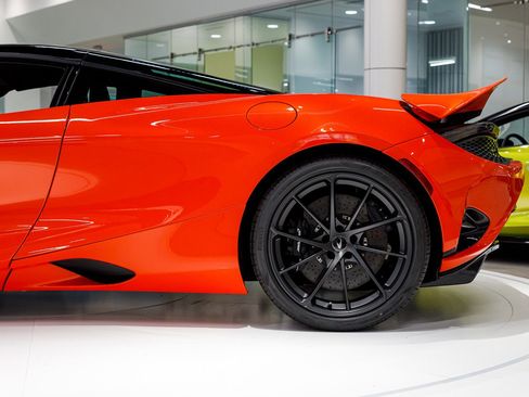 New 2026 McLaren 750S image 42