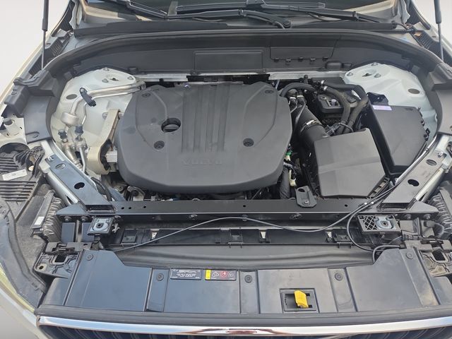 Used 2022 Volvo XC60 B5 Momentum AWD/4WD image 35
