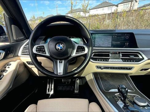 Used 2021 BMW X5 M50i AWD/4WD image 7