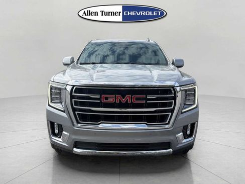 Used 2024 GMC Yukon SLT image 2