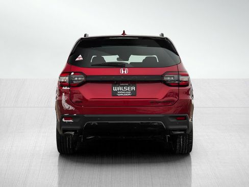 New 2026 Honda Pilot Black Edition image 5