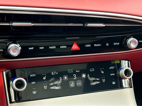 New 2026 Genesis GV70 3.5T Sport Advanced image 34