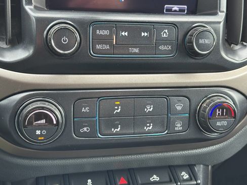 Used 2017 Chevrolet Colorado Z71 image 39