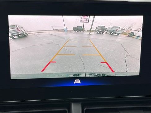 Certified 2024 Chevrolet Trax LT w/ LT Convenience Package image 23