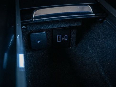 Used 2022 Lincoln Corsair Standard image 20