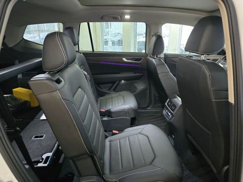 New 2026 Volkswagen Atlas SEL image 28