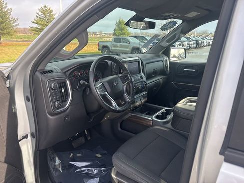 Used 2022 Chevrolet Silverado 1500 RST image 16