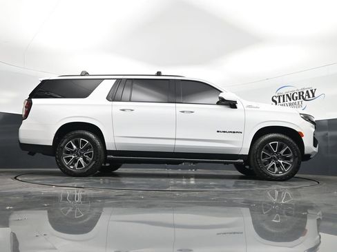 Used 2024 Chevrolet Suburban Z71 w/ Luxury Package AWD/4WD image 24