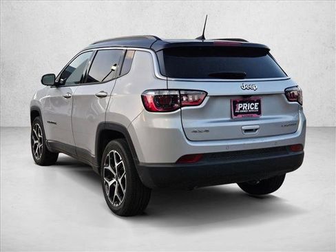 Used 2025 Jeep Compass Limited AWD/4WD image 8
