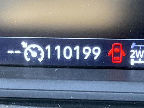 Used 2019 GMC Sierra 1500 SLT w/ SLT Premium Package image 14