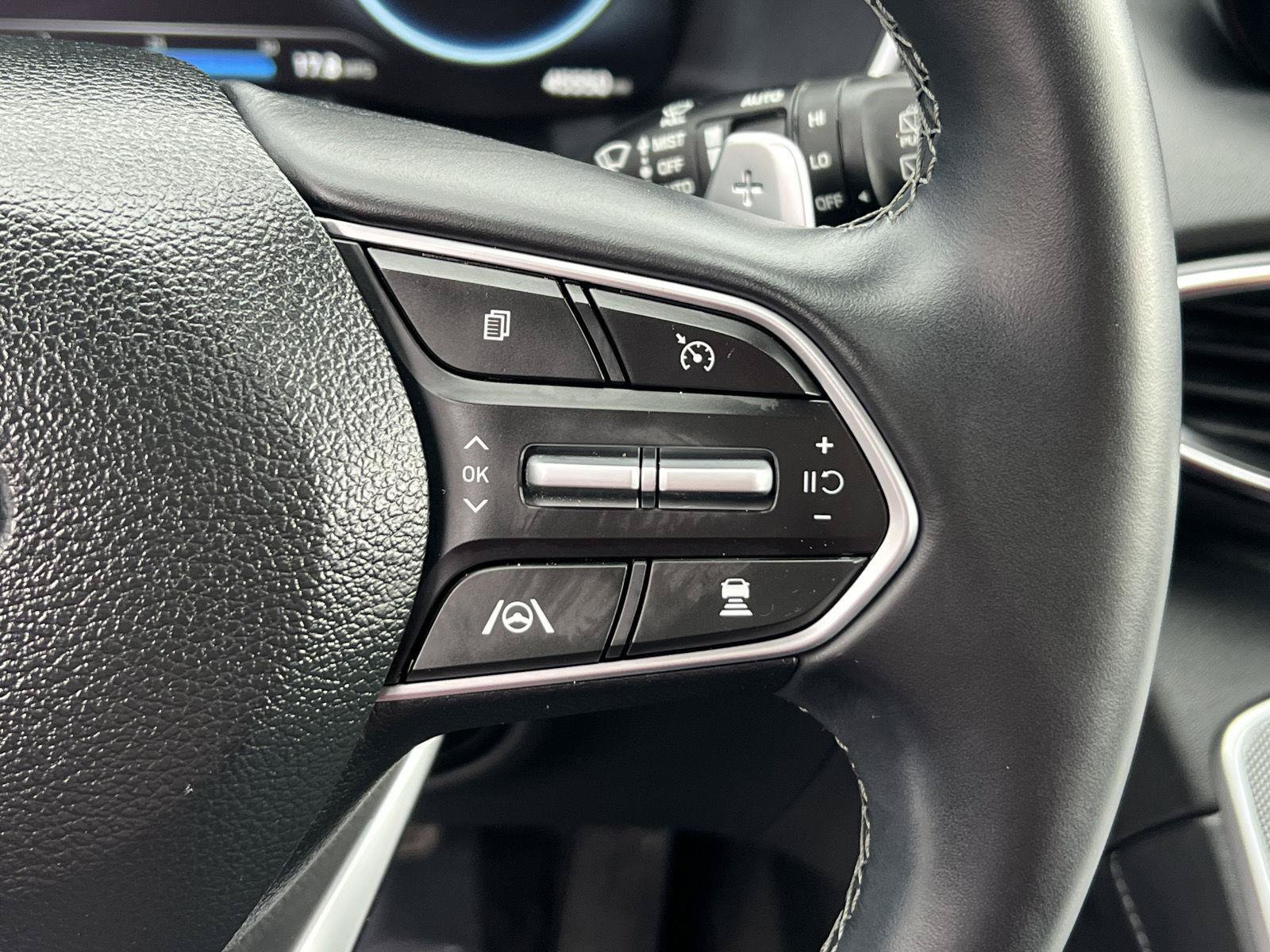 Certified 2023 Hyundai Santa Fe Limited AWD/4WD image 30
