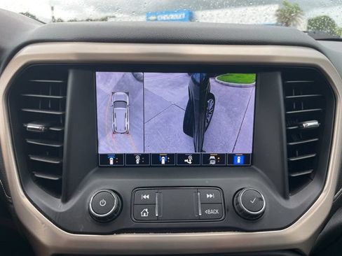 Used 2021 GMC Acadia Denali w/ Denali Ultimate Package AWD/4WD image 29