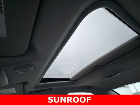 Used 2012 Chevrolet Impala LTZ image 4