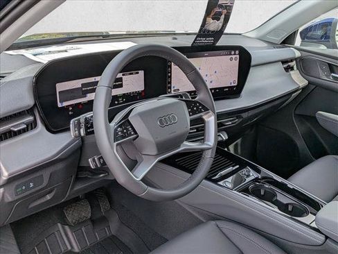 New 2026 Audi Q3 quattro 2.0T AWD/4WD image 3