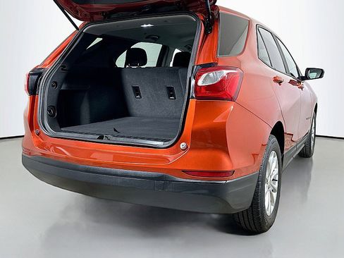 Used 2020 Chevrolet Equinox LS w/ LS Convenience Package image 25