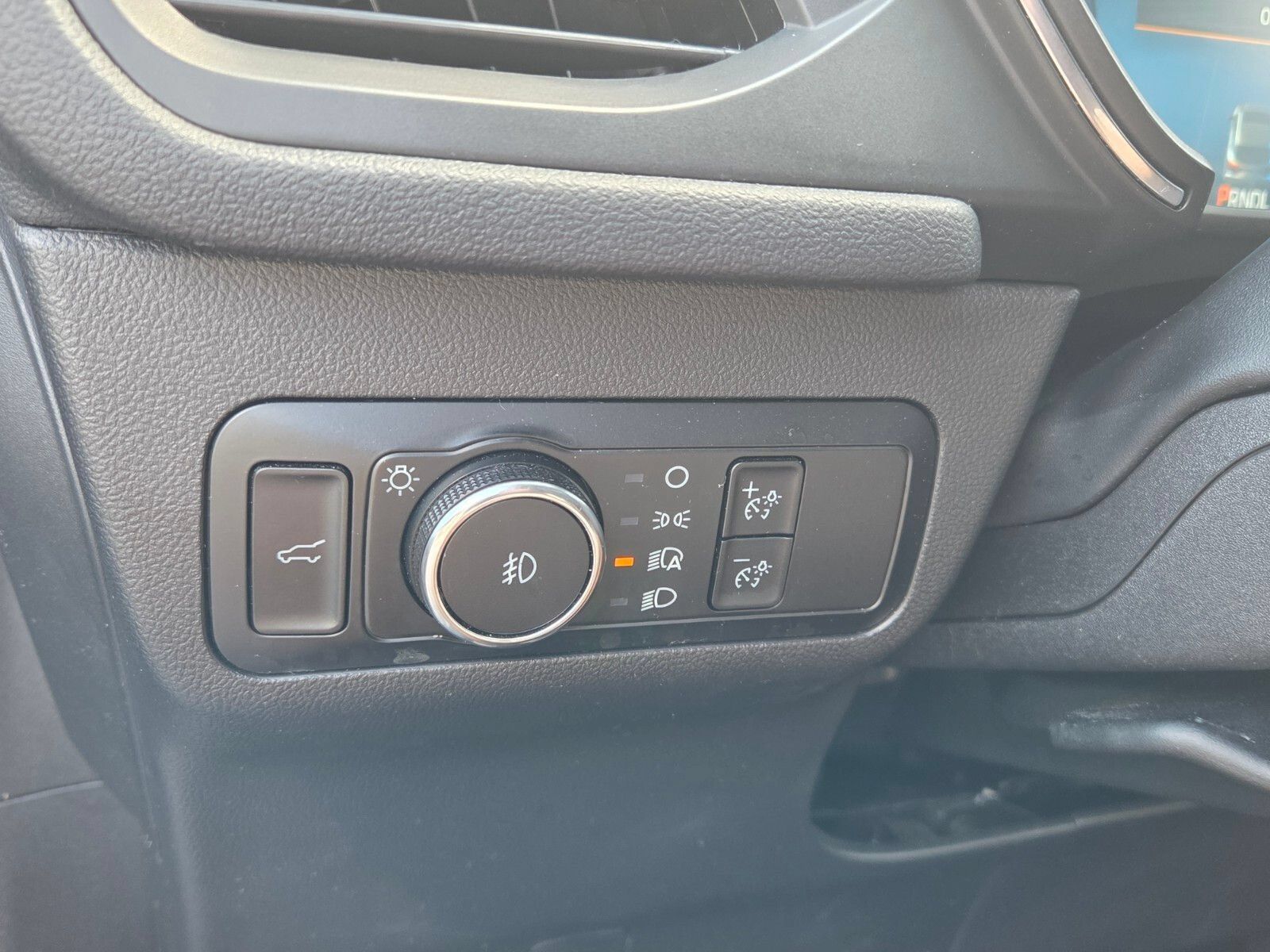 Used 2024 Ford Escape Platinum AWD/4WD image 30