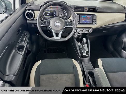Used 2020 Nissan Versa SV image 19