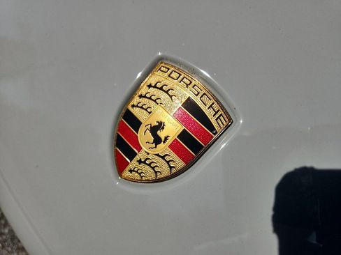 New 2026 Porsche Macan image 11