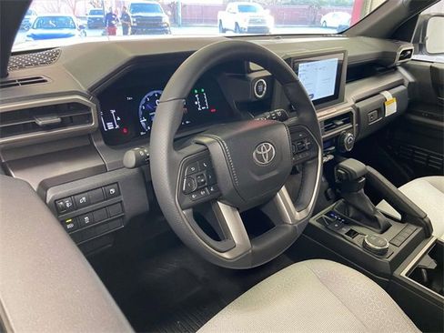 Used 2025 Toyota 4Runner SR5 image 15