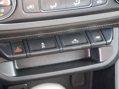 Used 2022 GMC Canyon Elevation w/ Trailering Package image 16