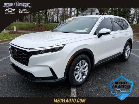 Used 2023 Honda CR-V LX image 1