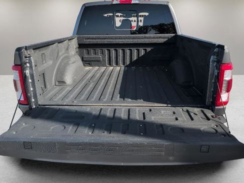 Used 2022 Ford F150 Lariat AWD/4WD image 9