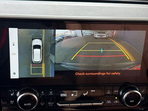 New 2026 Toyota Highlander Platinum image 16