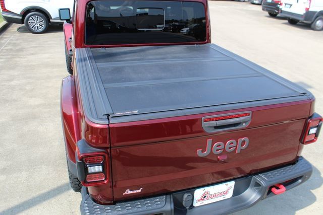 Used 2021 Jeep Gladiator Rubicon AWD/4WD image 10